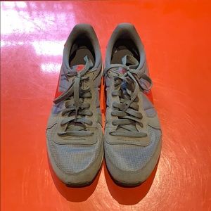 Nike Internationalist Retro Running Sneakers